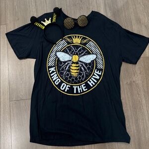Men’s Costume/ King of the Hive' Graphic T-Shirt